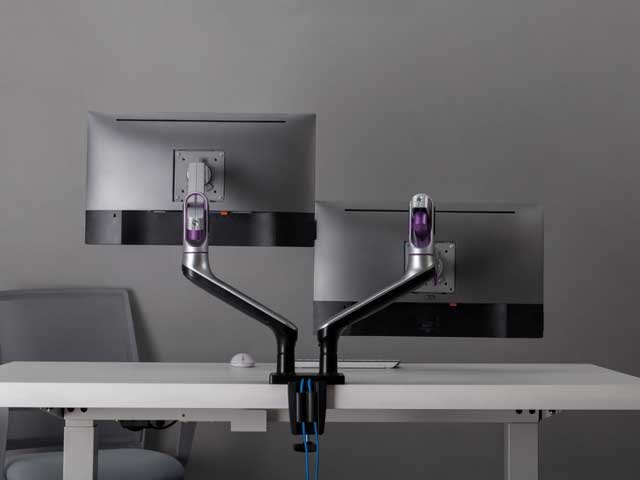 Brazo doble para monitor con USB